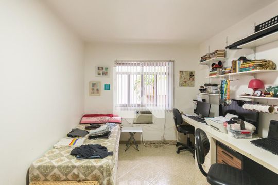 Quarto 1 de apartamento à venda com 2 quartos, 100m² em Tijuca, Rio de Janeiro