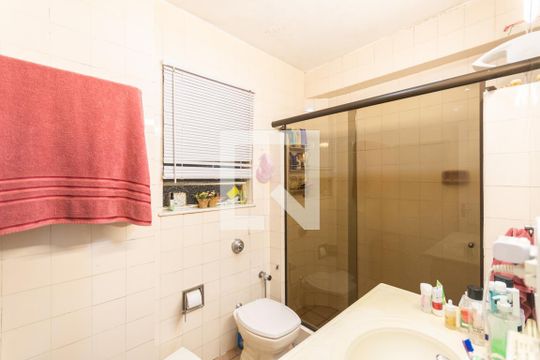 Banheiro de apartamento à venda com 2 quartos, 100m² em Tijuca, Rio de Janeiro
