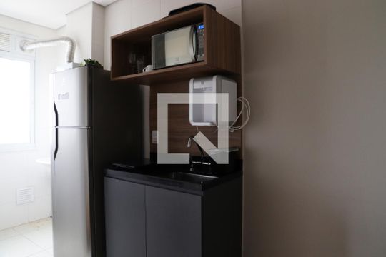 Cozinha de kitnet/studio à venda com 1 quarto, 34m² em Santa Cecília, São Paulo