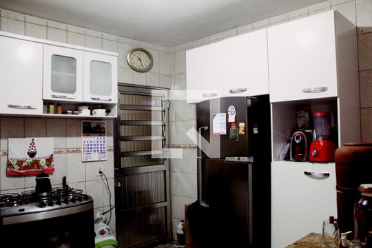 Cozinha de casa para alugar com 3 quartos, 200m² em Vila Nova Curuçá, São Paulo