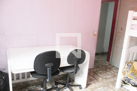 Quarto 1 de casa para alugar com 3 quartos, 200m² em Vila Nova Curuçá, São Paulo