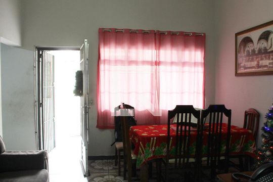 Sala de casa para alugar com 3 quartos, 200m² em Vila Nova Curuçá, São Paulo