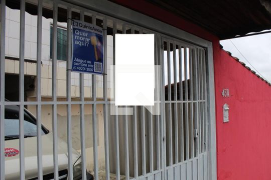 Fachada de casa para alugar com 3 quartos, 200m² em Vila Nova Curuçá, São Paulo