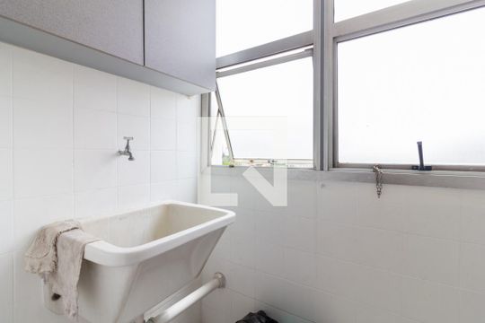 Área de Serviço de apartamento para alugar com 2 quartos, 63m² em Recanto Paraíso, São Paulo