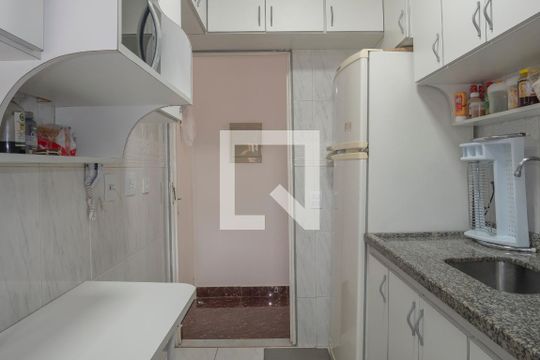 Cozinha de apartamento à venda com 3 quartos, 76m² em Centro, Jundiaí