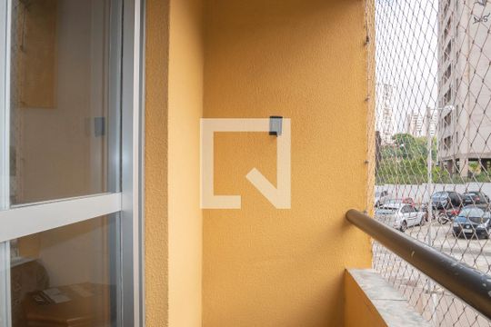 Sacada de apartamento à venda com 3 quartos, 76m² em Centro, Jundiaí