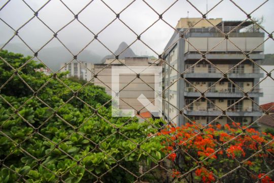 Vista do Quarto 3 de apartamento à venda com 3 quartos, 123m² em Grajaú, Rio de Janeiro