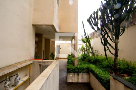 area de apartamento à venda com 2 quartos, 70m² em Rio Pequeno, São Paulo