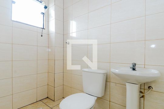 Banheiro de kitnet/studio para alugar com 1 quarto, 30m² em Vila Leonor, Guarulhos