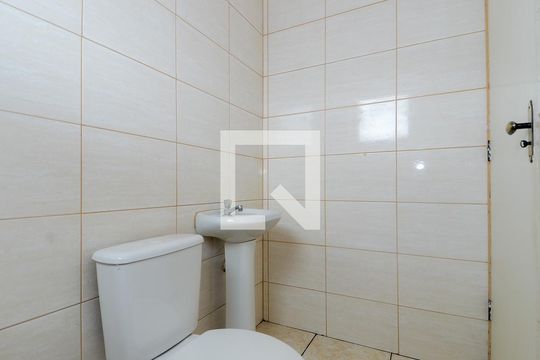 Banheiro de kitnet/studio para alugar com 1 quarto, 30m² em Vila Leonor, Guarulhos