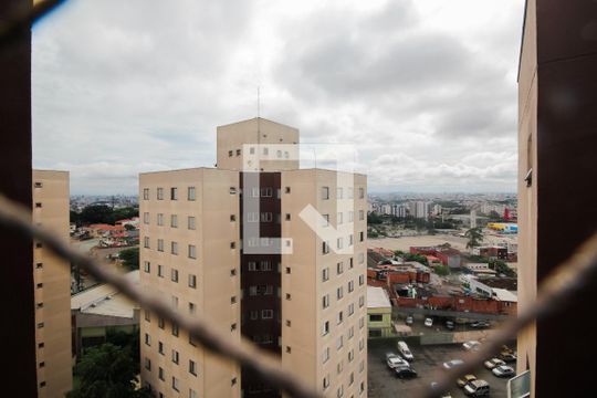 Cozinha e Área de Serviço - Vista de apartamento à venda com 2 quartos, 57m² em Vila Vermelha, São Paulo