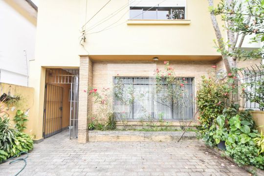 Garagem de casa para alugar com 3 quartos, 185m² em Campo Belo, São Paulo