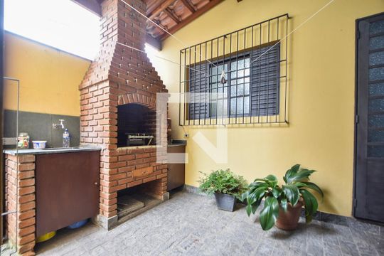 Churrasqueira de casa para alugar com 3 quartos, 185m² em Campo Belo, São Paulo
