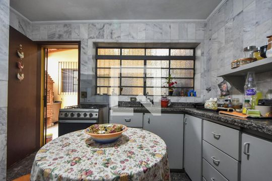Cozinha de casa para alugar com 3 quartos, 185m² em Campo Belo, São Paulo
