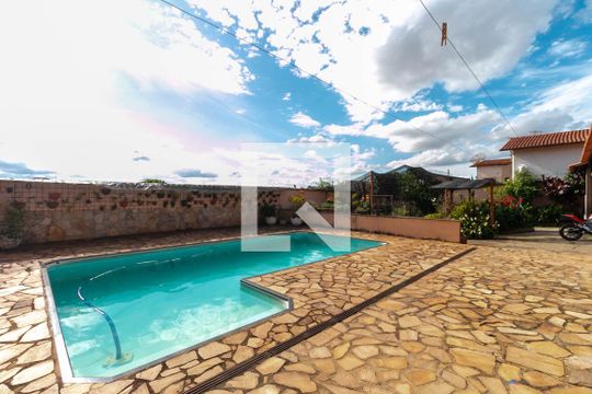 Piscina de casa à venda com 5 quartos, 600m² em Diamante (barreiro), Belo Horizonte