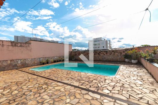 Piscina de casa à venda com 5 quartos, 600m² em Diamante (barreiro), Belo Horizonte