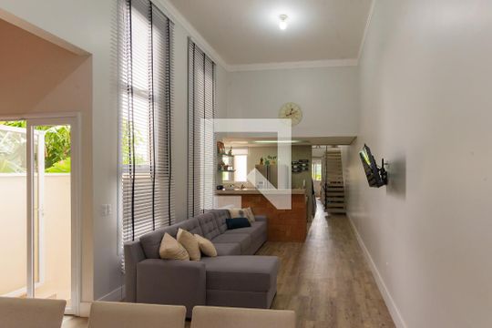 Casa à venda com 3 quartos, 160m² em Parque Jambeiro, Campinas