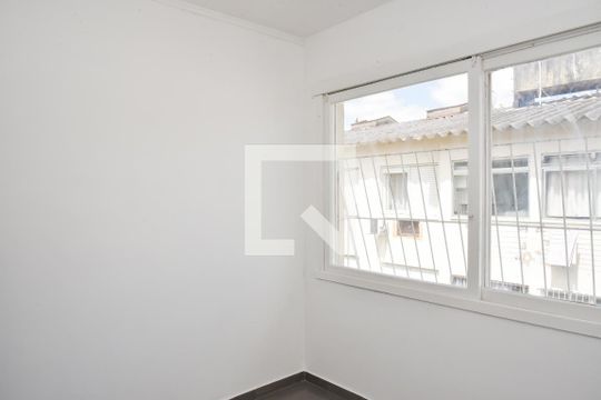 Quarto de apartamento para alugar com 1 quarto, 29m² em Jardim Leopoldina, Porto Alegre