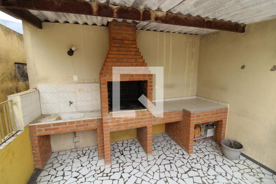 Churrasquiera de casa à venda com 2 quartos, 110m² em Vila Santa Clara, São Paulo