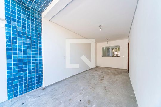 Garagem de casa de condomínio à venda com 4 quartos, 200m² em Parque São Vicente, Mauá