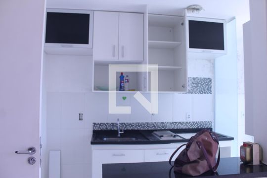 Cozinha de apartamento à venda com 2 quartos, 60m² em Jardim Nova Europa, Campinas