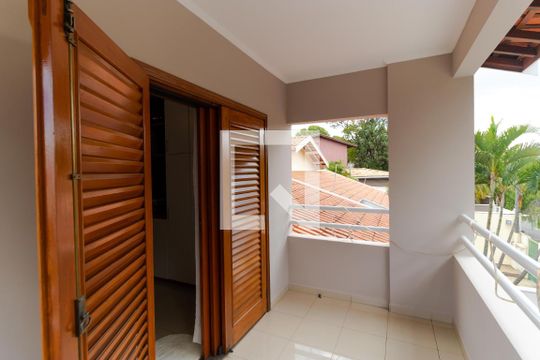 Sacada da  Suíte de casa para alugar com 3 quartos, 180m² em Nova Campinas, Campinas