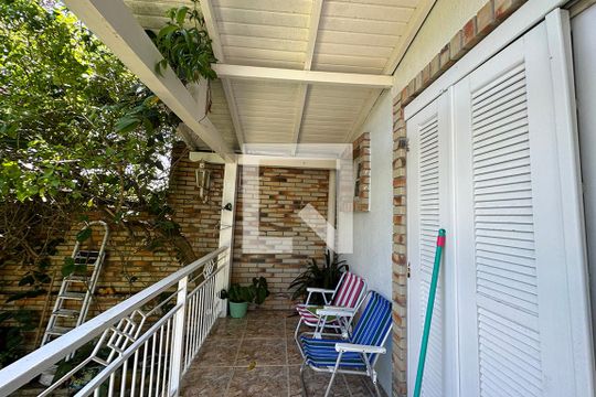 Sacada da Suíte de casa à venda com 3 quartos, 140m² em Duque de Caxias, São Leopoldo