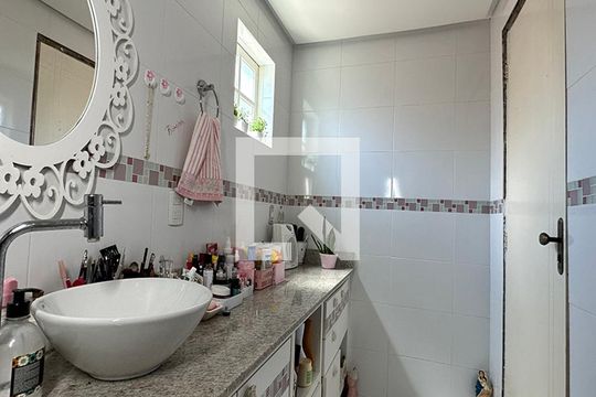 Banheiro da Suíte de casa à venda com 3 quartos, 140m² em Duque de Caxias, São Leopoldo