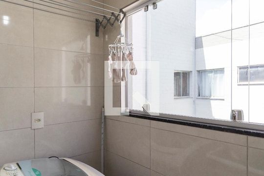 Área de Serviço de apartamento para alugar com 2 quartos, 49m² em Itaquera, São Paulo