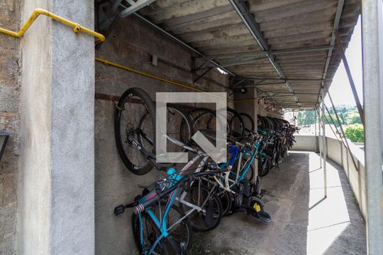 Área Comum - Bicicletário de apartamento para alugar com 2 quartos, 49m² em Itaquera, São Paulo