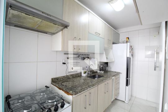 Cozinha de apartamento para alugar com 3 quartos, 77m² em Jacarepaguá, Rio de Janeiro