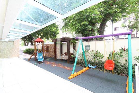 Playground de apartamento para alugar com 3 quartos, 77m² em Jacarepaguá, Rio de Janeiro