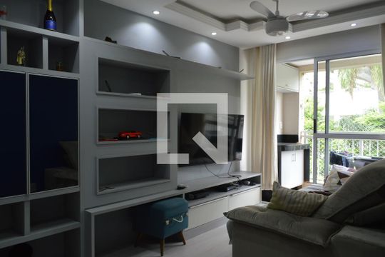 Sala de apartamento para alugar com 3 quartos, 98m² em Taquara, Rio de Janeiro