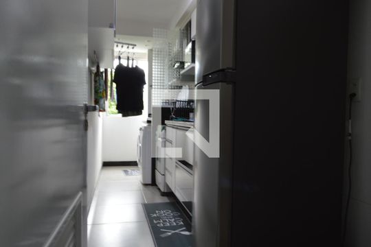 Cozinha de apartamento para alugar com 3 quartos, 98m² em Taquara, Rio de Janeiro