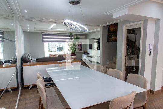 Sala de casa para alugar com 3 quartos, 202m² em Vila Mariana, São Paulo