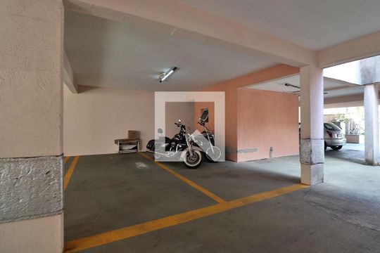 Garagem de apartamento à venda com 3 quartos, 200m² em Parque das Nações, Santo André