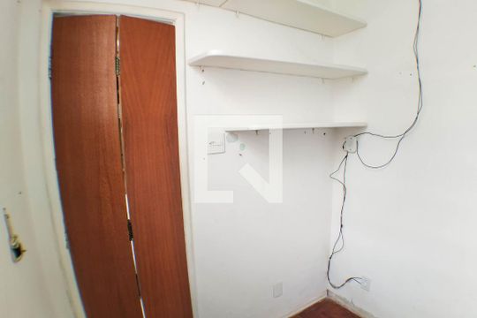 Quarto de Serviço de apartamento à venda com 1 quarto, 53m² em Vital Brasil, Niterói