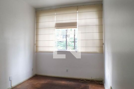 Sala de apartamento à venda com 1 quarto, 53m² em Vital Brasil, Niterói