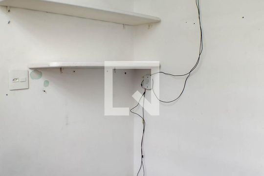 Quarto de Serviço de apartamento à venda com 1 quarto, 53m² em Vital Brasil, Niterói