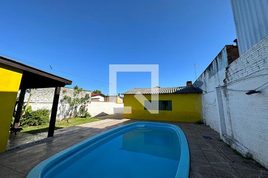 Piscina de casa para alugar com 3 quartos, 180m² em Rio dos Sinos, São Leopoldo