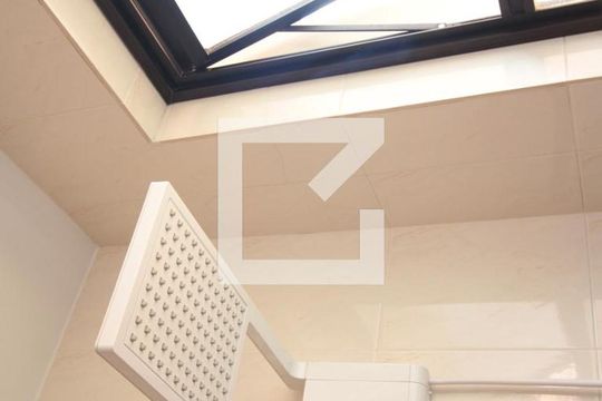 Banheiro  de casa à venda com 4 quartos, 285m² em Santa Rosa, Belo Horizonte