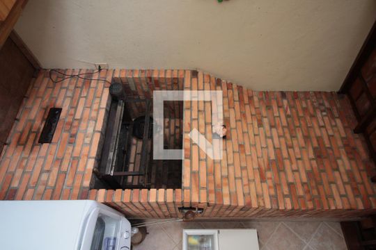 Casa à venda com 4 quartos, 285m² em Santa Rosa, Belo Horizonte