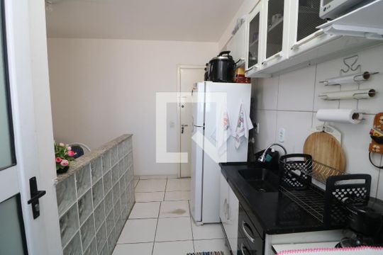 Cozinha de apartamento à venda com 2 quartos, 48m² em Jardim Vila Formosa, São Paulo