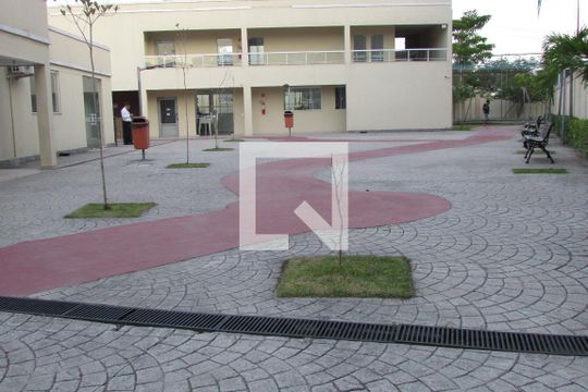 Área comum de apartamento para alugar com 2 quartos, 45m² em Campo Grande, Rio de Janeiro