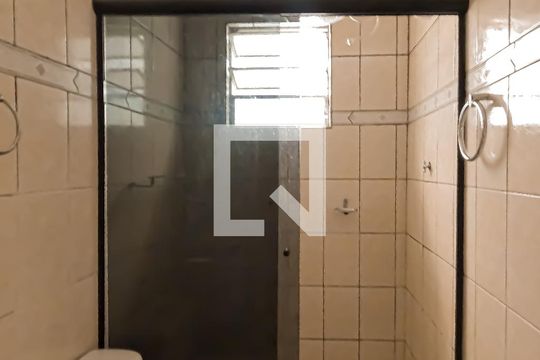 Banheiro de casa para alugar com 2 quartos, 76m² em Jardim Angélica, Guarulhos