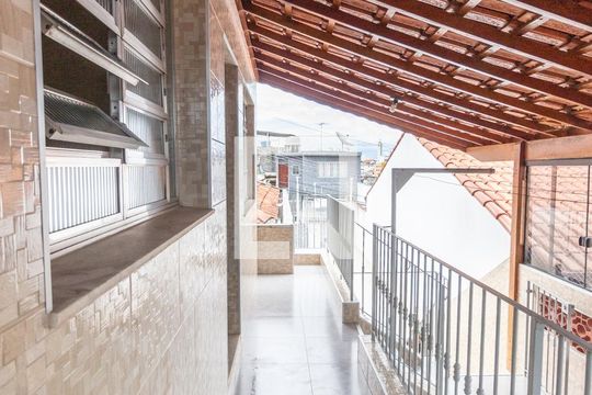 Varanda de casa à venda com 5 quartos, 185m² em Casa Verde Alta, São Paulo