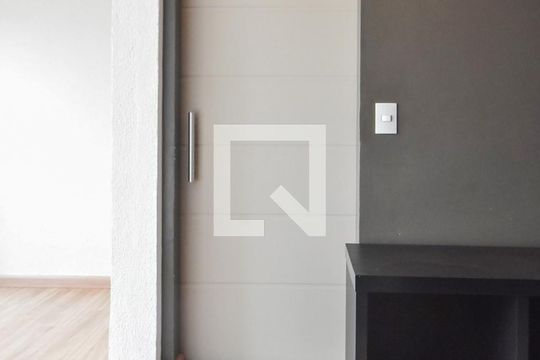Porta para dormitório de apartamento à venda com 1 quarto, 53m² em Cidade Monções, São Paulo