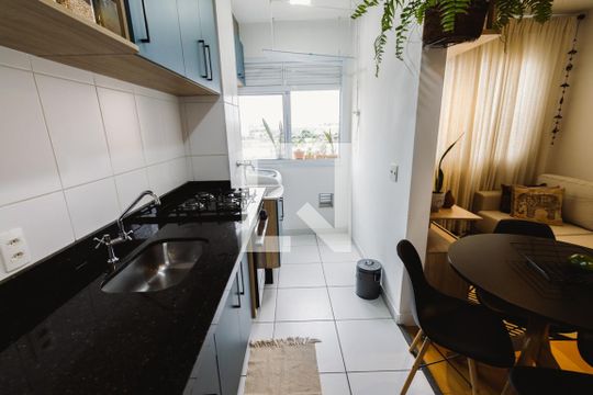 Cozinha de apartamento à venda com 1 quarto, 32m² em Água Branca, São Paulo