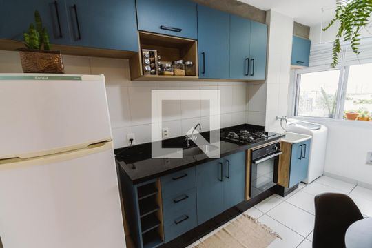 Cozinha de apartamento à venda com 1 quarto, 32m² em Água Branca, São Paulo