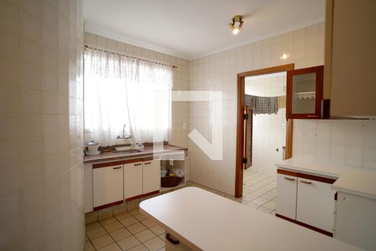 Cozinha de apartamento para alugar com 2 quartos, 95m² em Jardim Vergueiro, Sorocaba